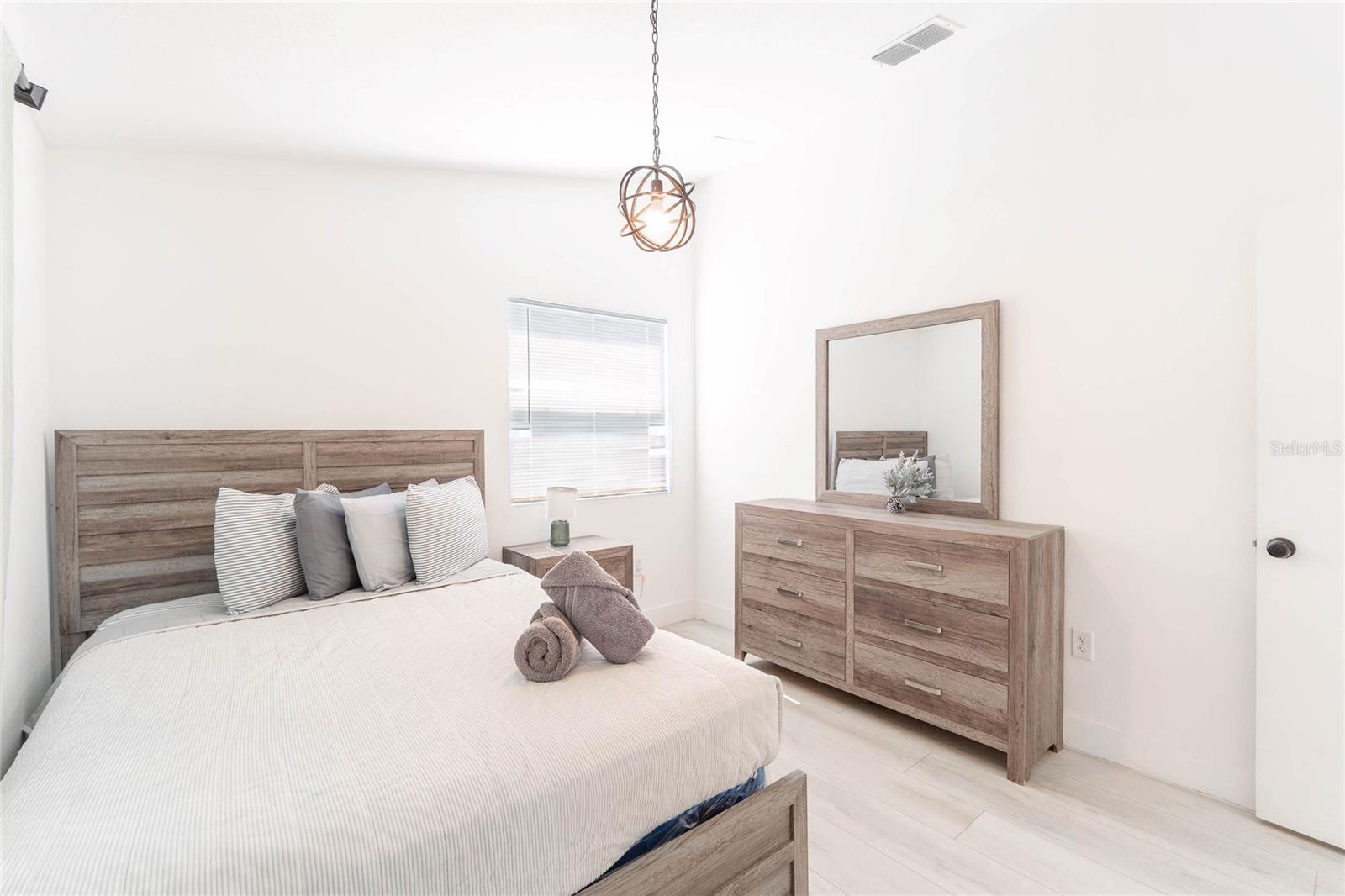 TAFT TOWN - Residential