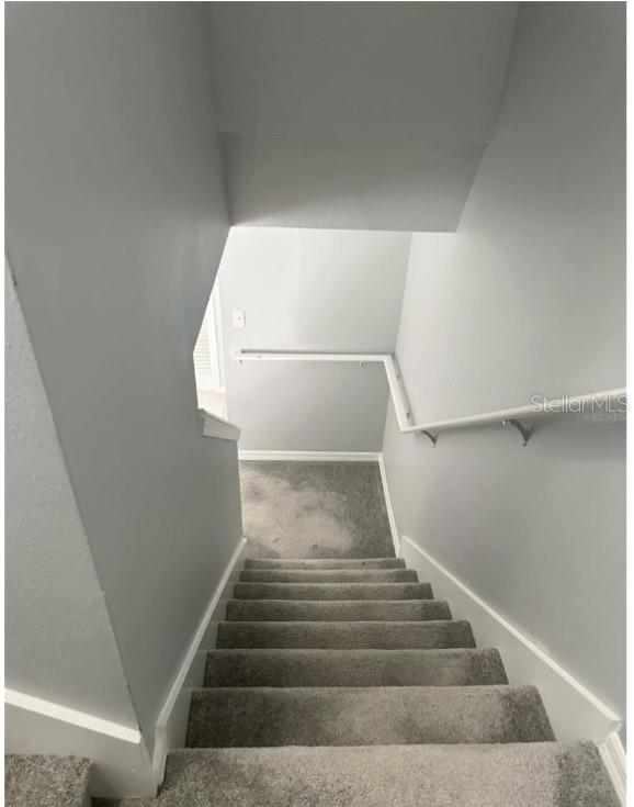 VILLAGES OF BLOOMINGDALE - PHA - Residential Lease