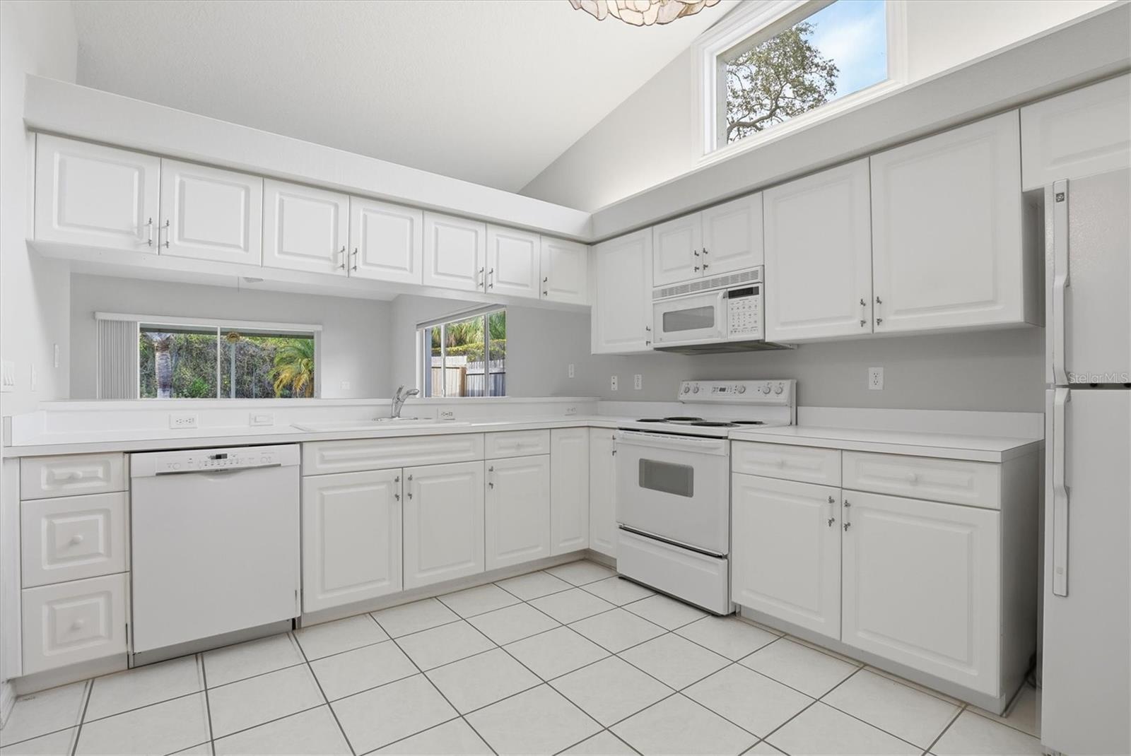 BAYWOOD VILLAGE SEC 5 - Residential