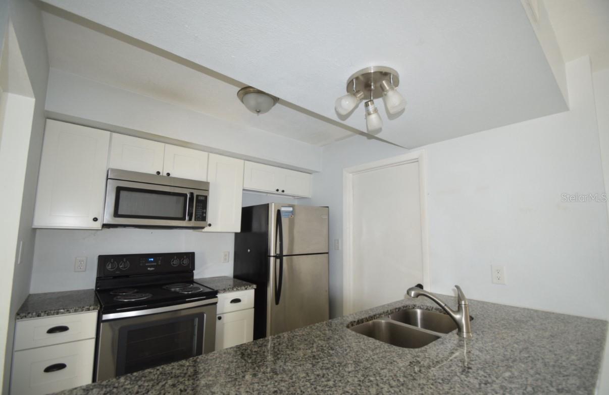 CASTLE SUB - Residential Lease