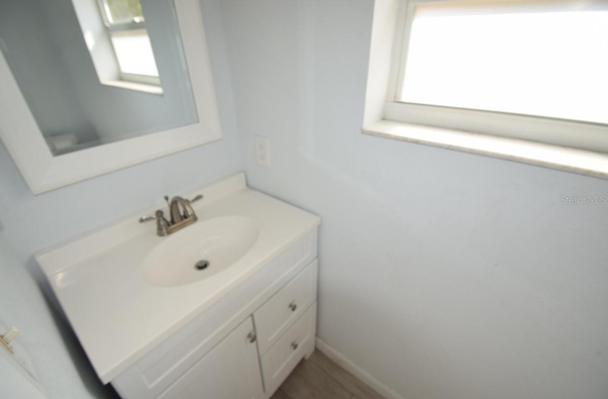 CASTLE SUB - Residential Lease