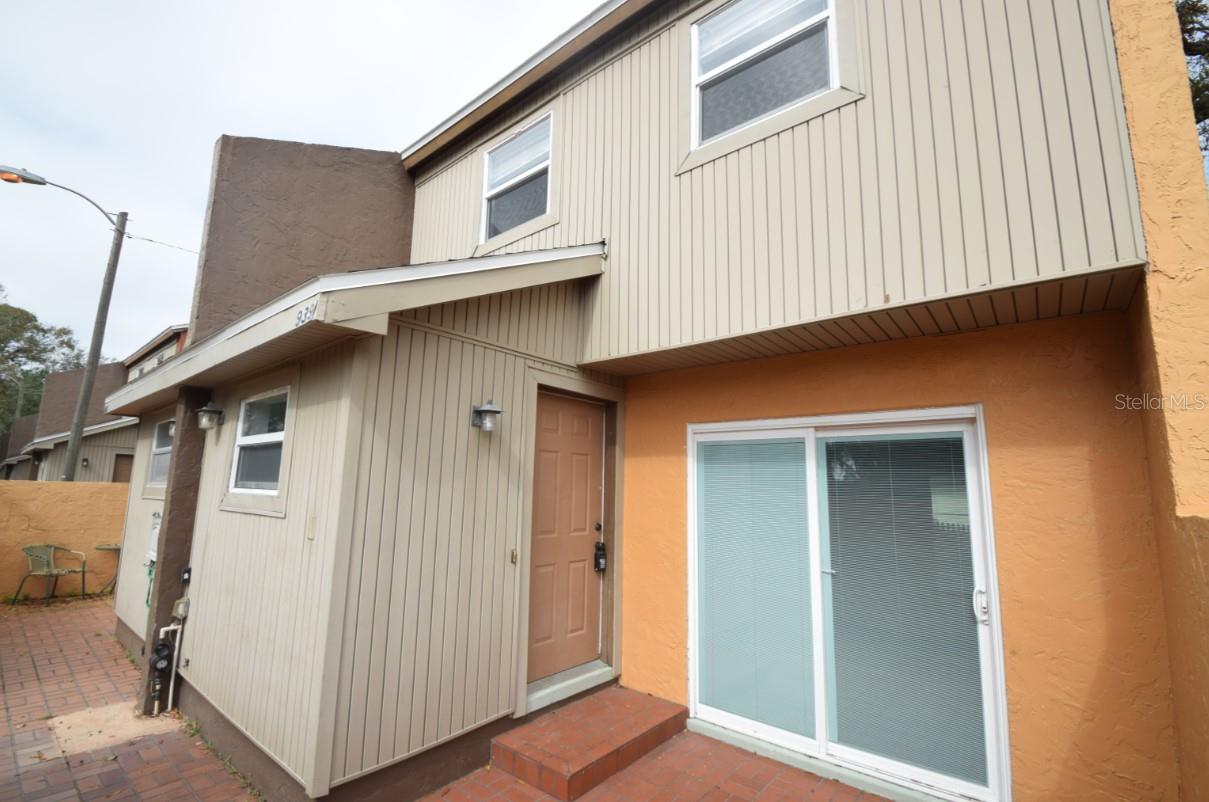 CASTLE SUB - Residential Lease