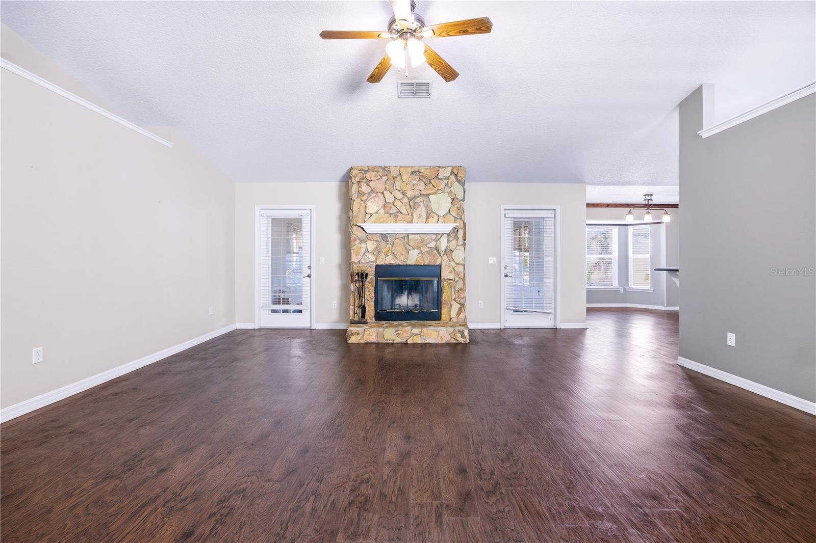 ROLLING RANCH ESTATE - Residential