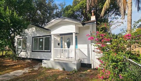 Photo of 1311 11th Avenue S, St Petersburg, FL 33705 (MLS # O6381499)