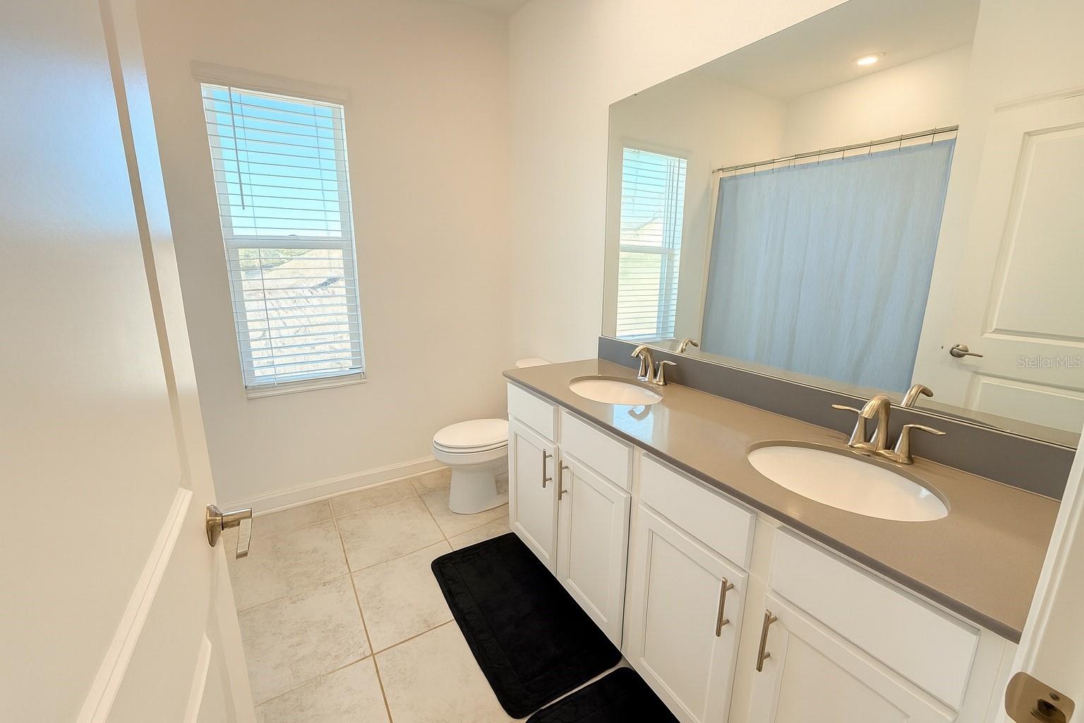 ARDEN PARK NORTH PH 5 - Residential Lease