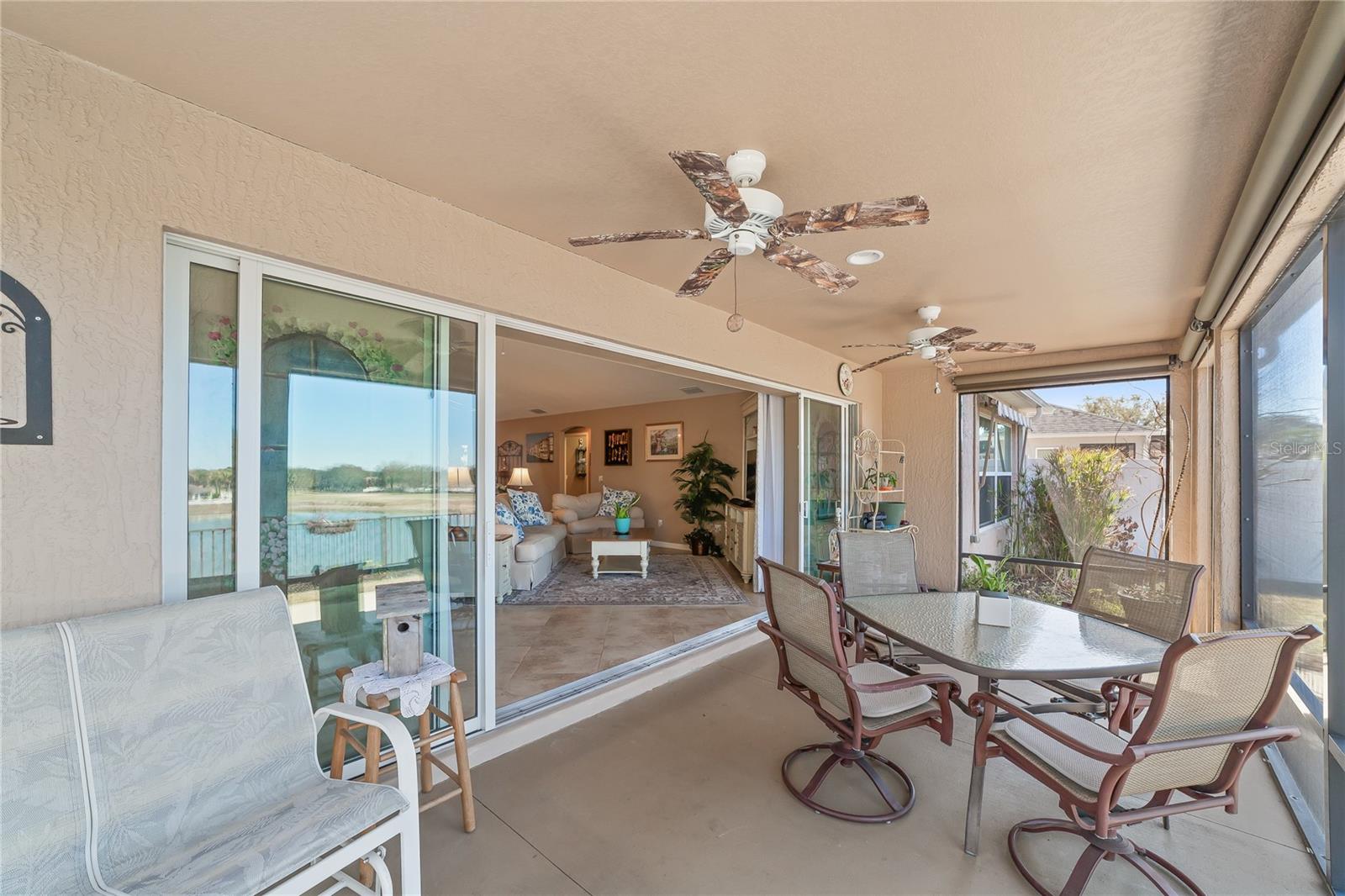 MARION PHILLIPS VILLAS - Residential