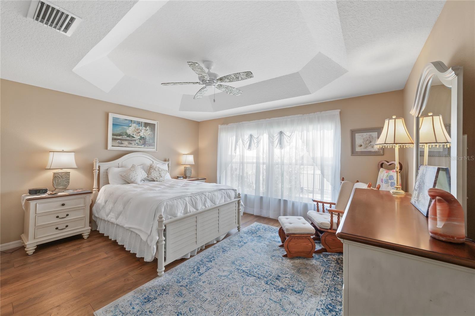 MARION PHILLIPS VILLAS - Residential