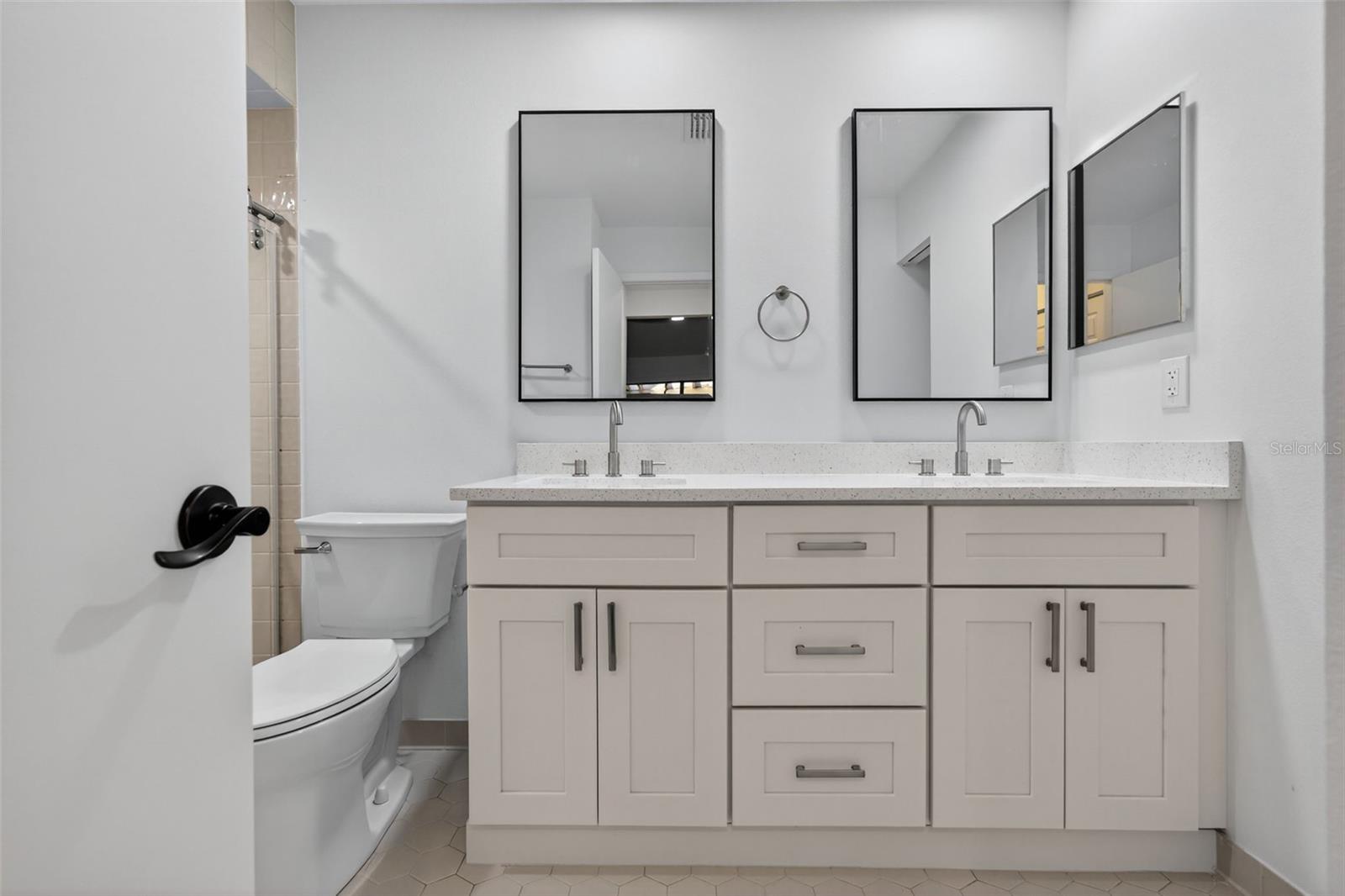 PINE BAY FOREST - Residential