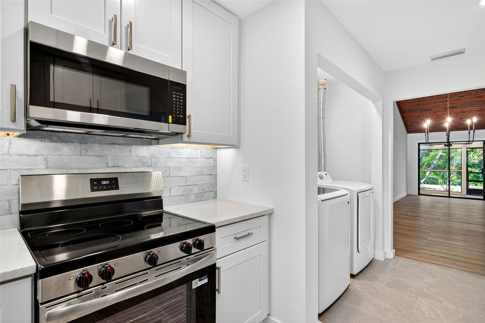 PINE BAY FOREST - Residential