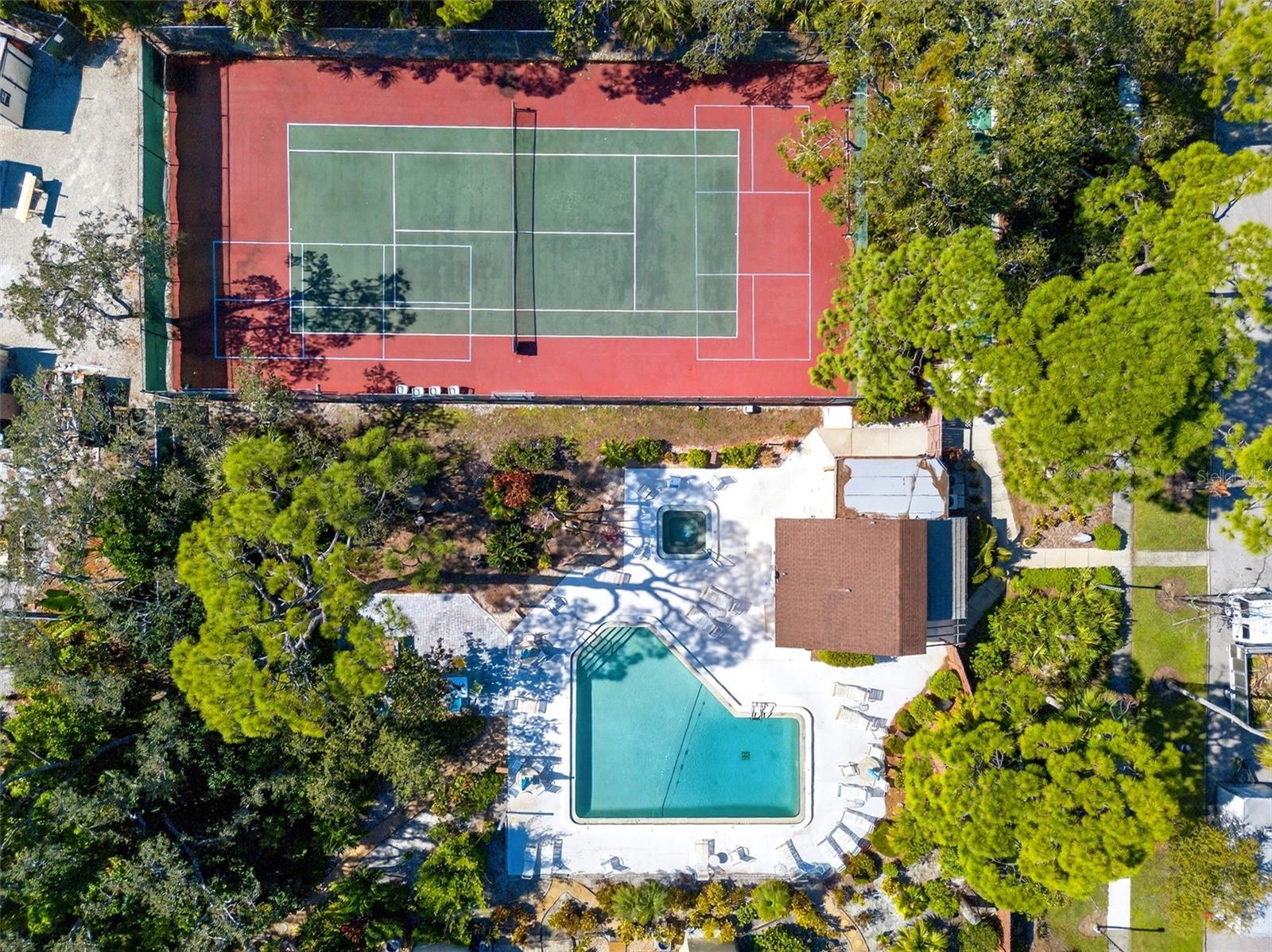 PINE BAY FOREST - Residential