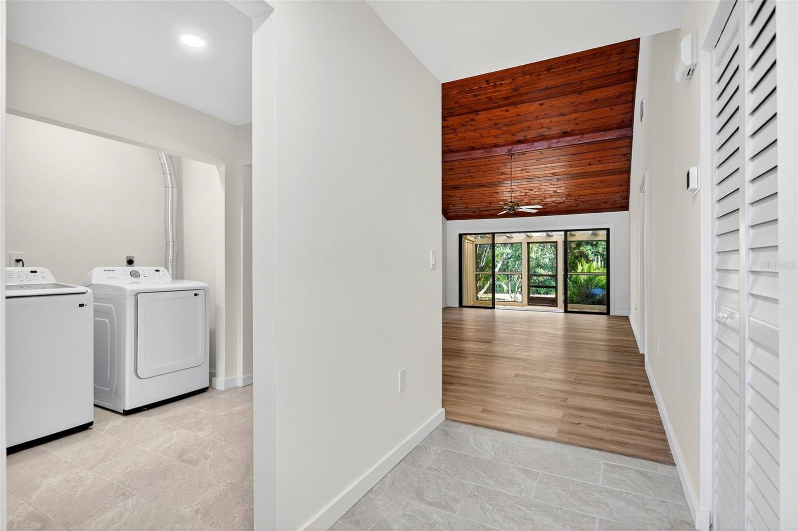 PINE BAY FOREST - Residential