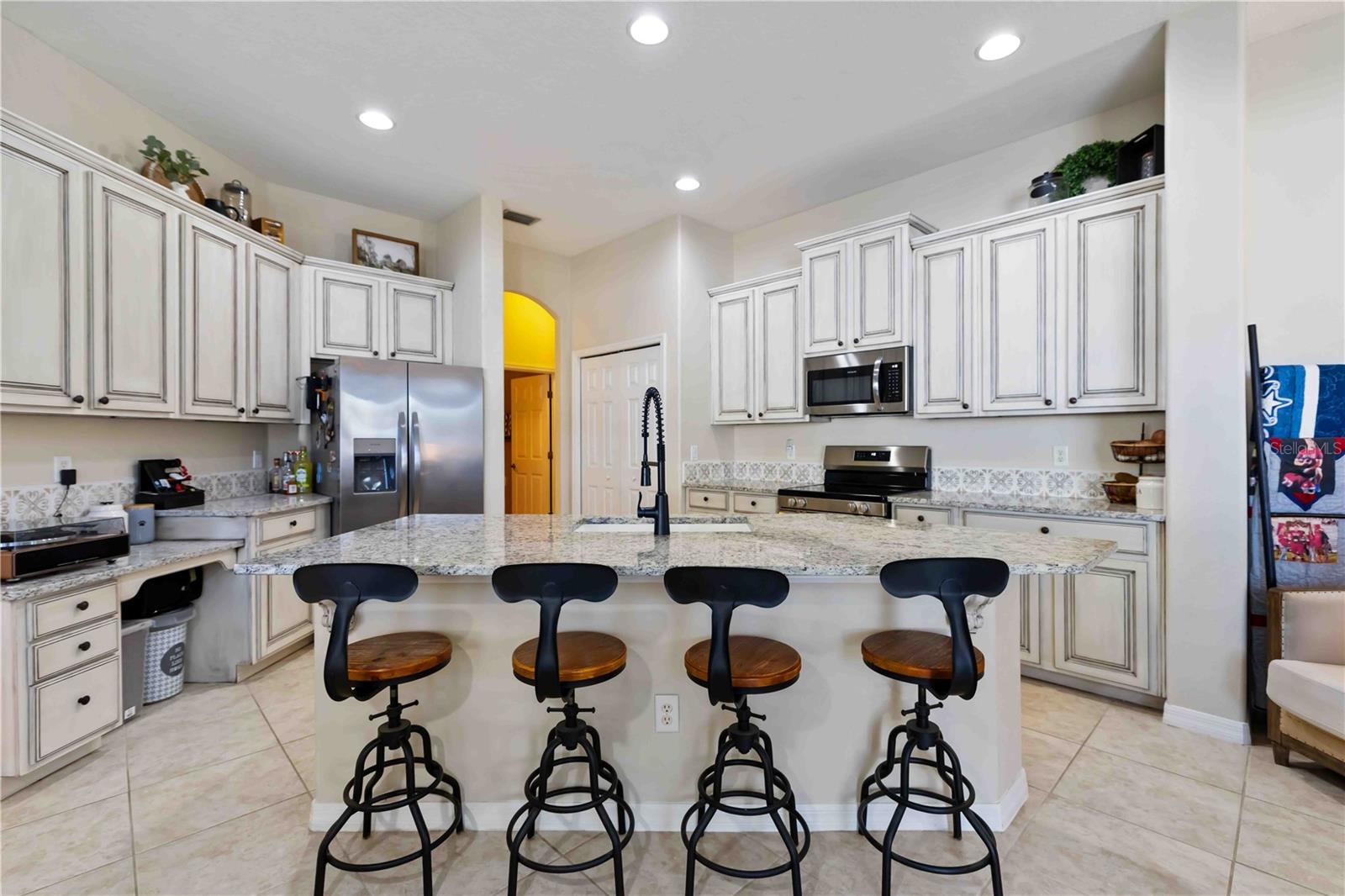 CHELSEA OAKS PH II & III - Residential