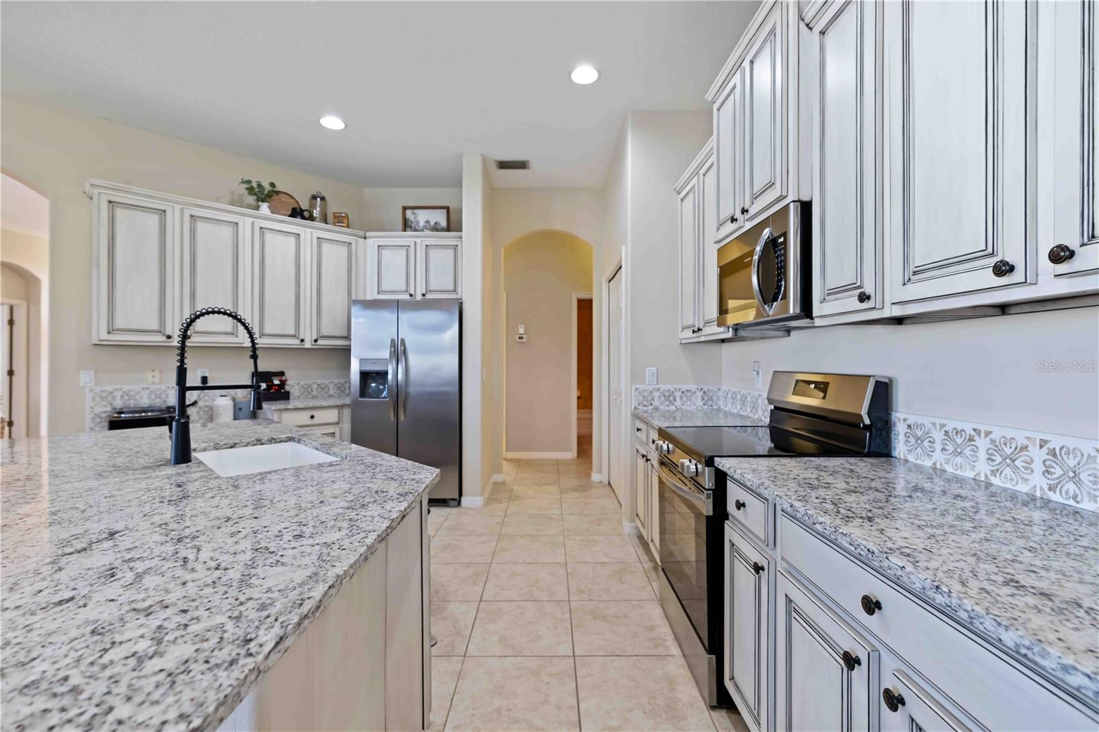 CHELSEA OAKS PH II & III - Residential