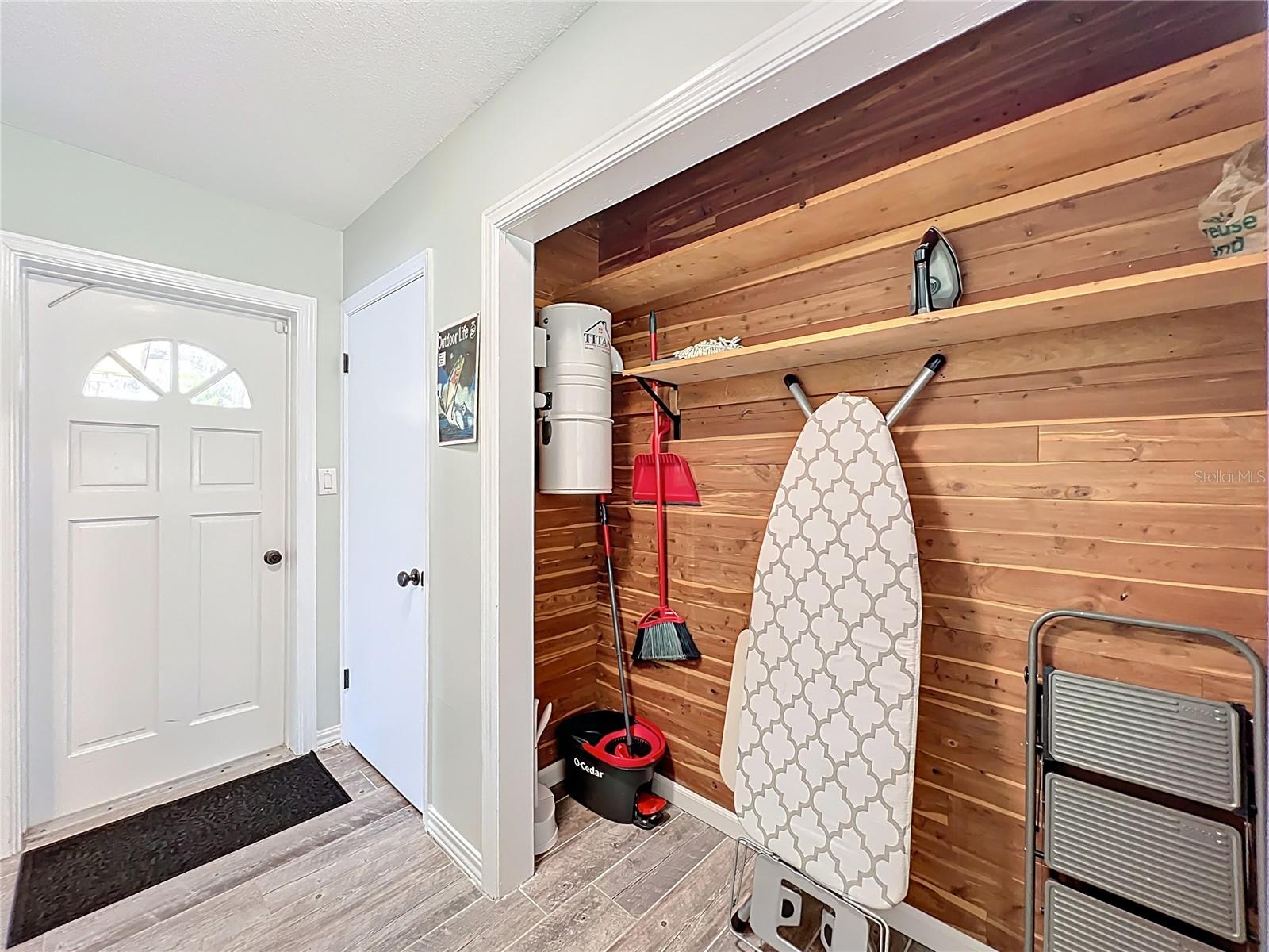 KING HOMESTEAD - Residential