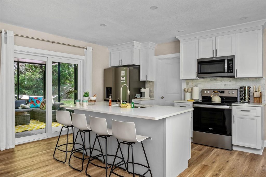 Photo of 616 11th Street NW, Largo, FL 33770 (MLS # TB8385283)