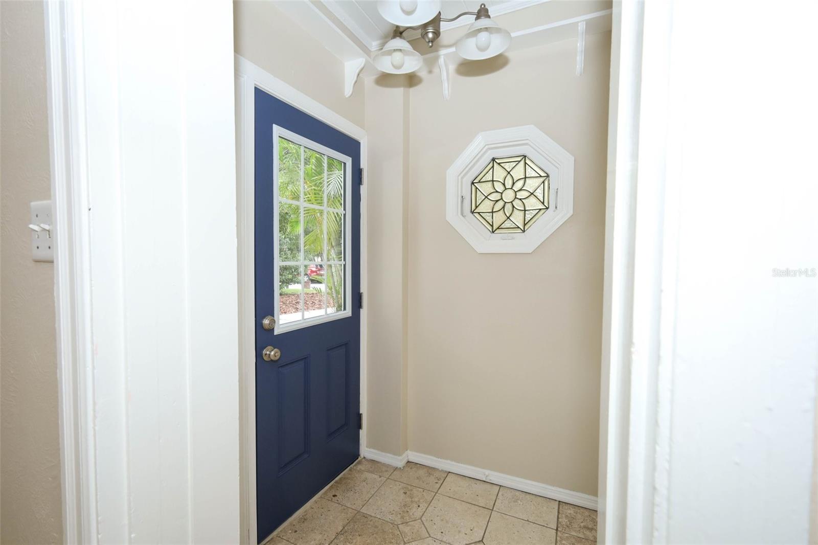 2020 E JEFFERSON STREET