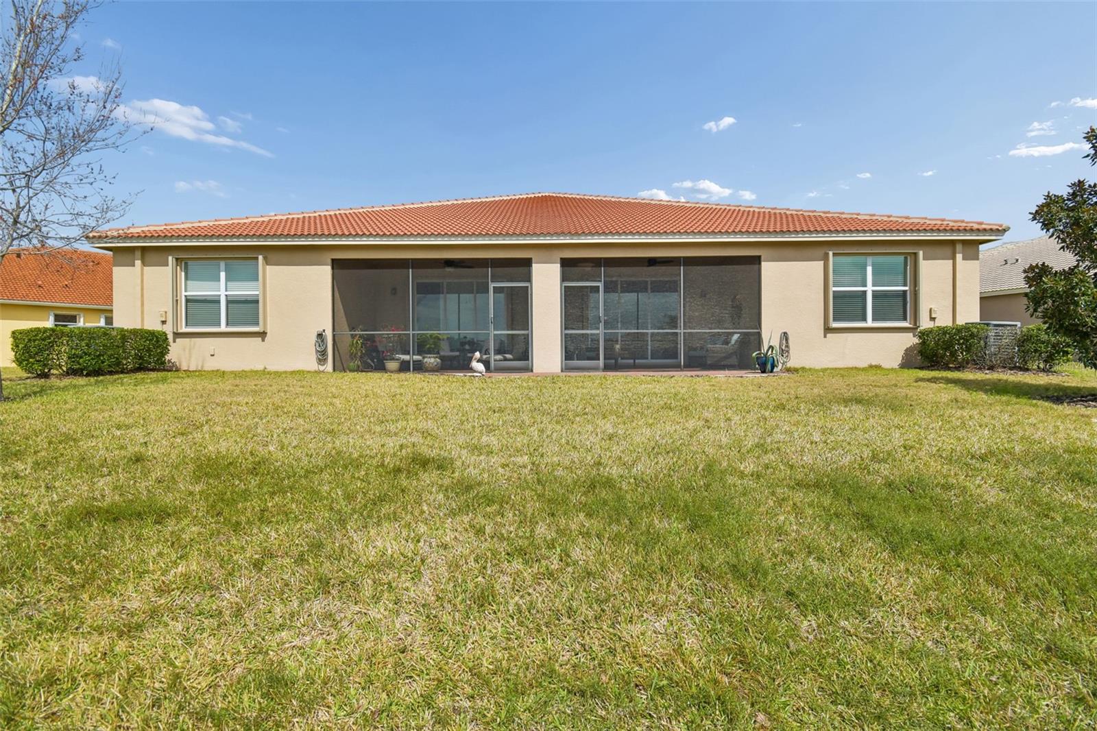 VALENCIA LAKES - Residential