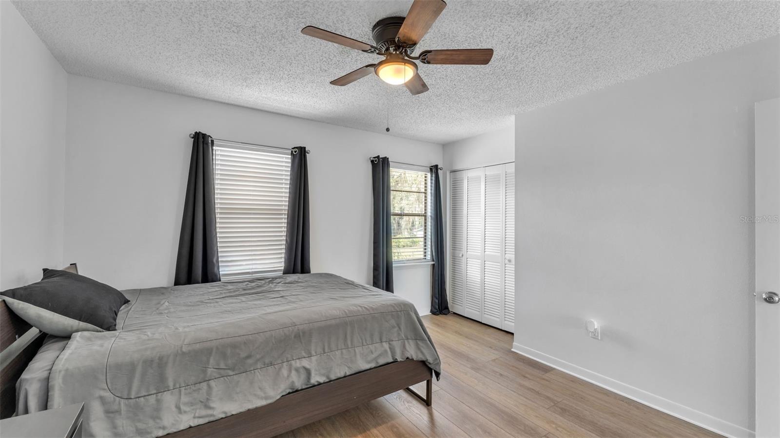 AVON VILLA - Residential