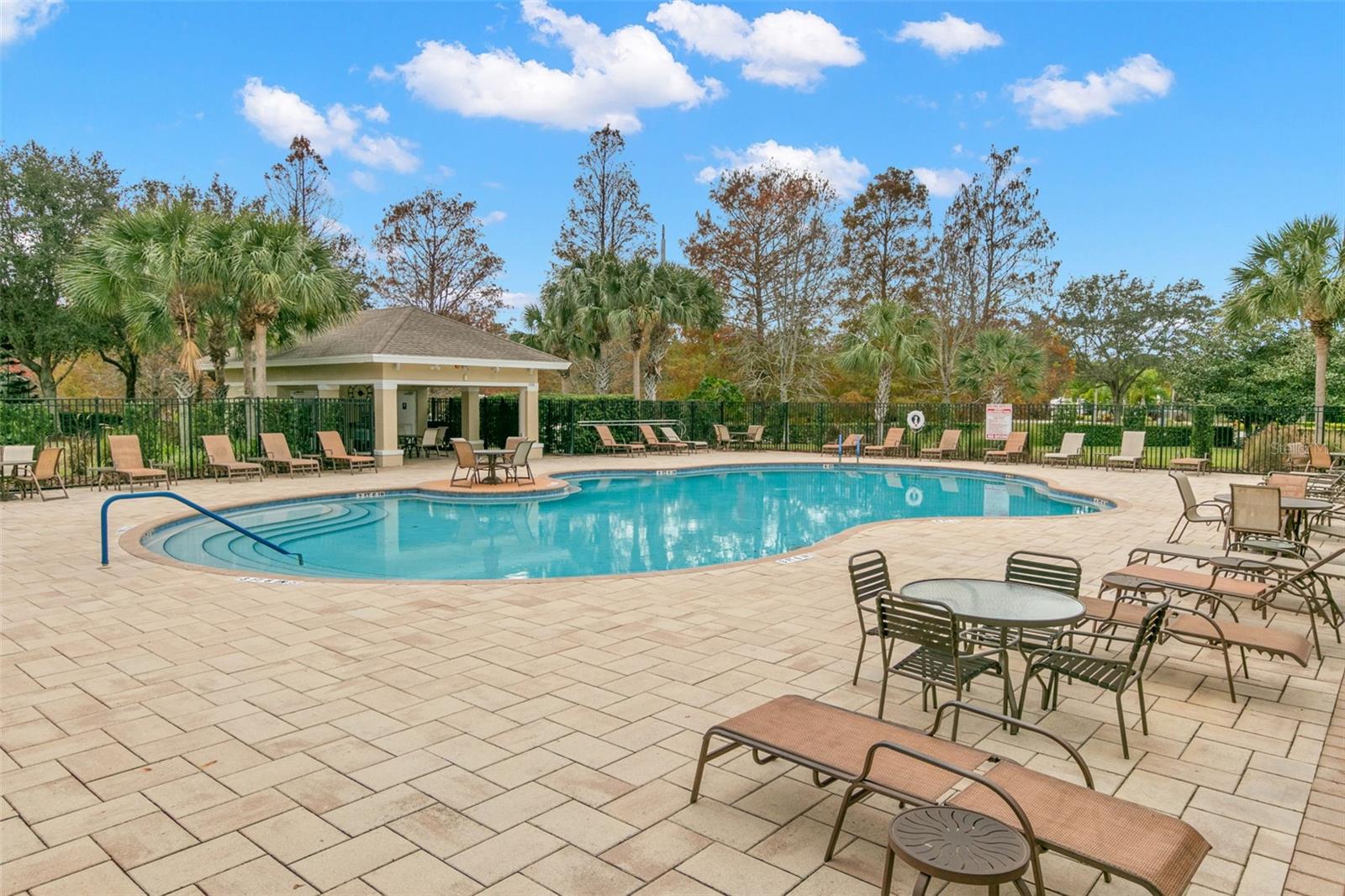 GULFWINDS - Residential