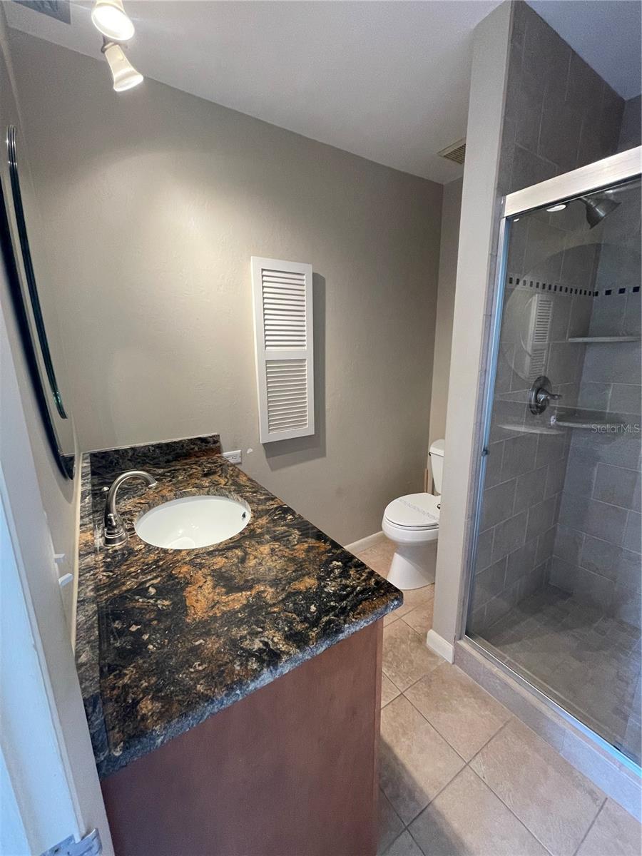 SHELL POINT UNIT IV - Residential