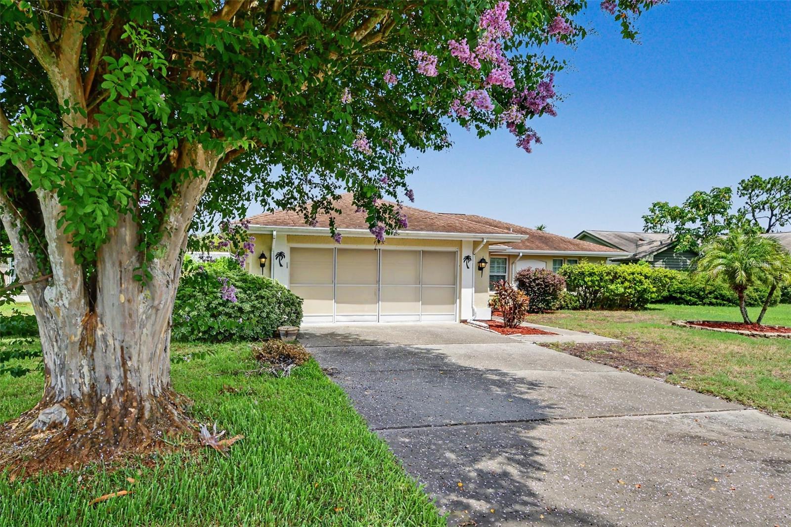 3723 SARAZEN DRIVE