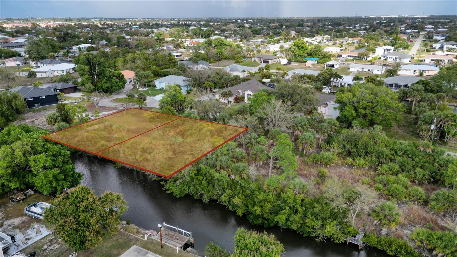 CHARLOTTE PARK - Land