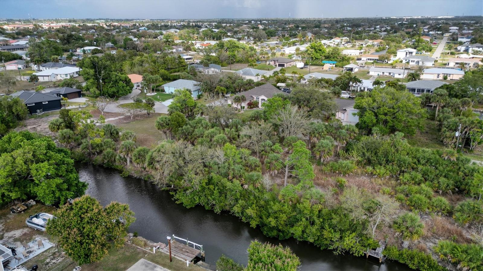 CHARLOTTE PARK - Land