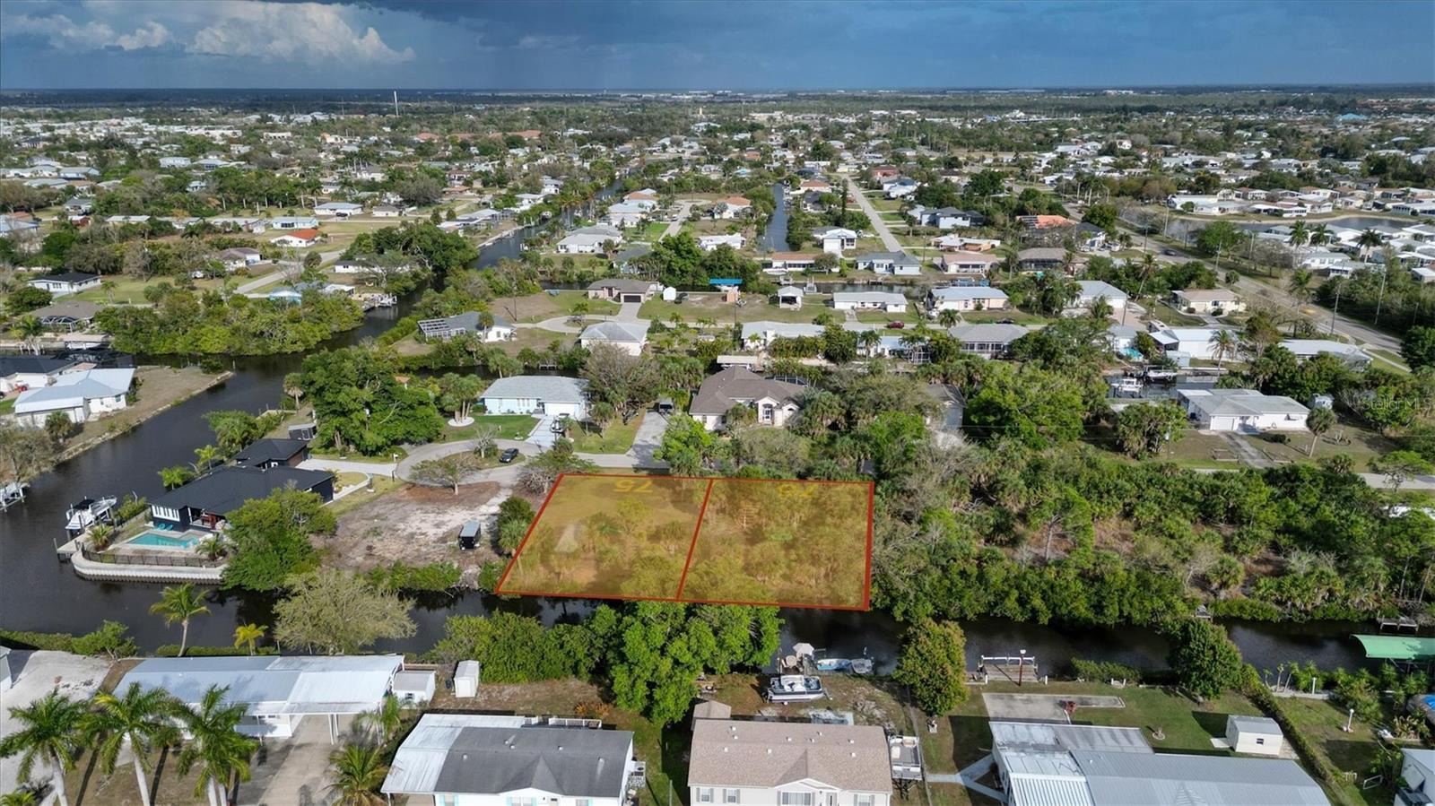 CHARLOTTE PARK - Land