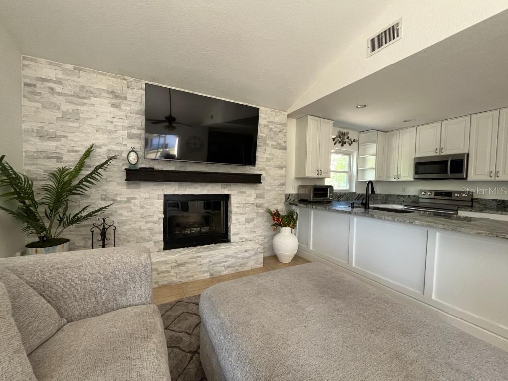 GROVEWOOD ESTATES - Residential