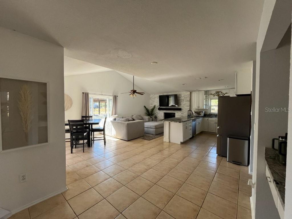GROVEWOOD ESTATES - Residential