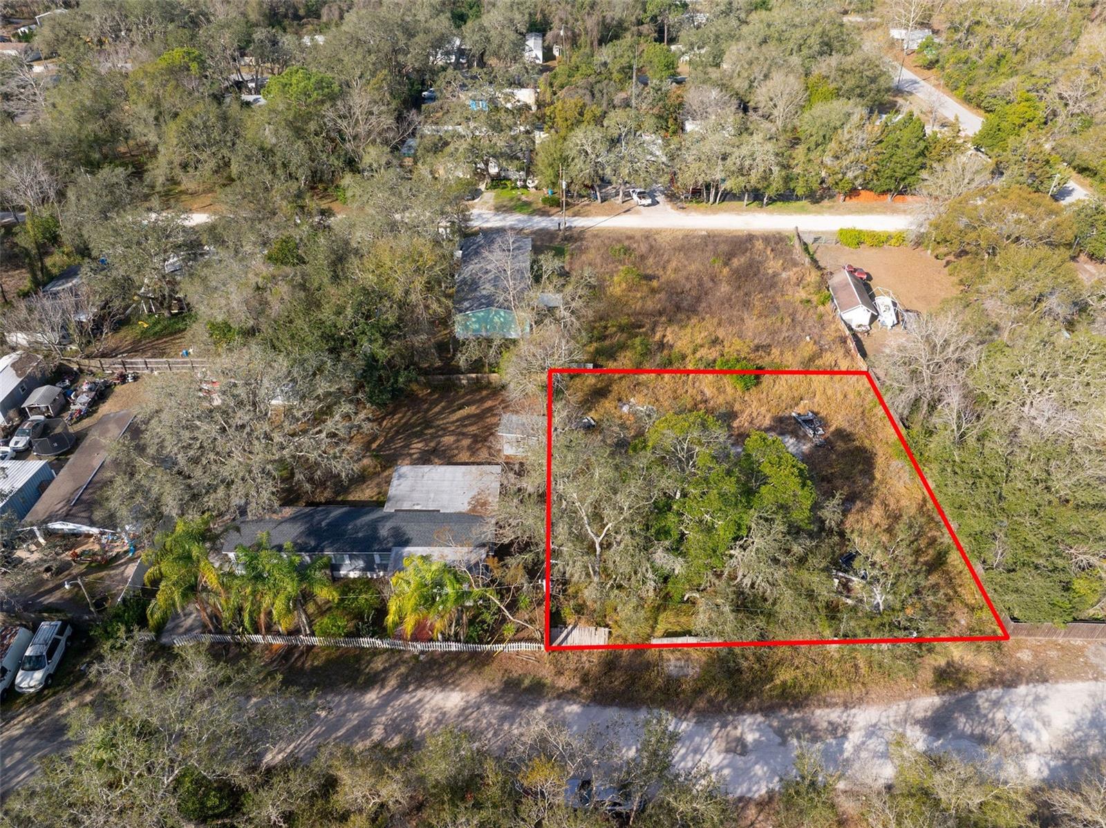 MOON LAKE ESTATES - Land