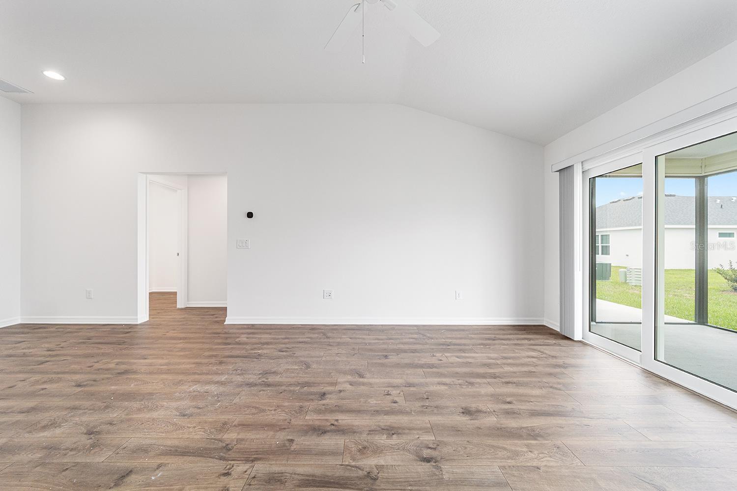 EASTPORT - Residential Lease