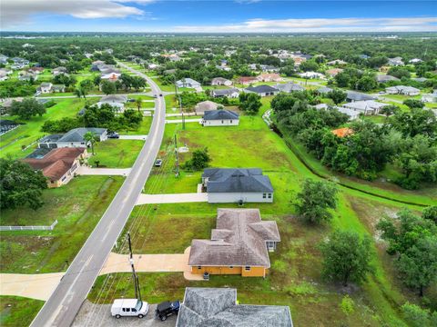 A home in PUNTA GORDA