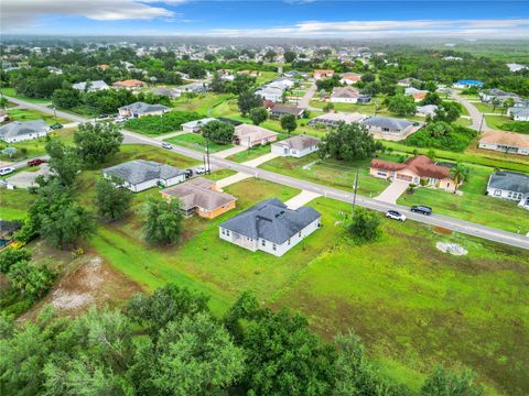 A home in PUNTA GORDA