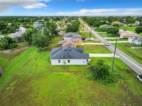 A home in PUNTA GORDA