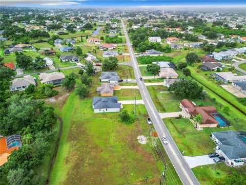 A home in PUNTA GORDA