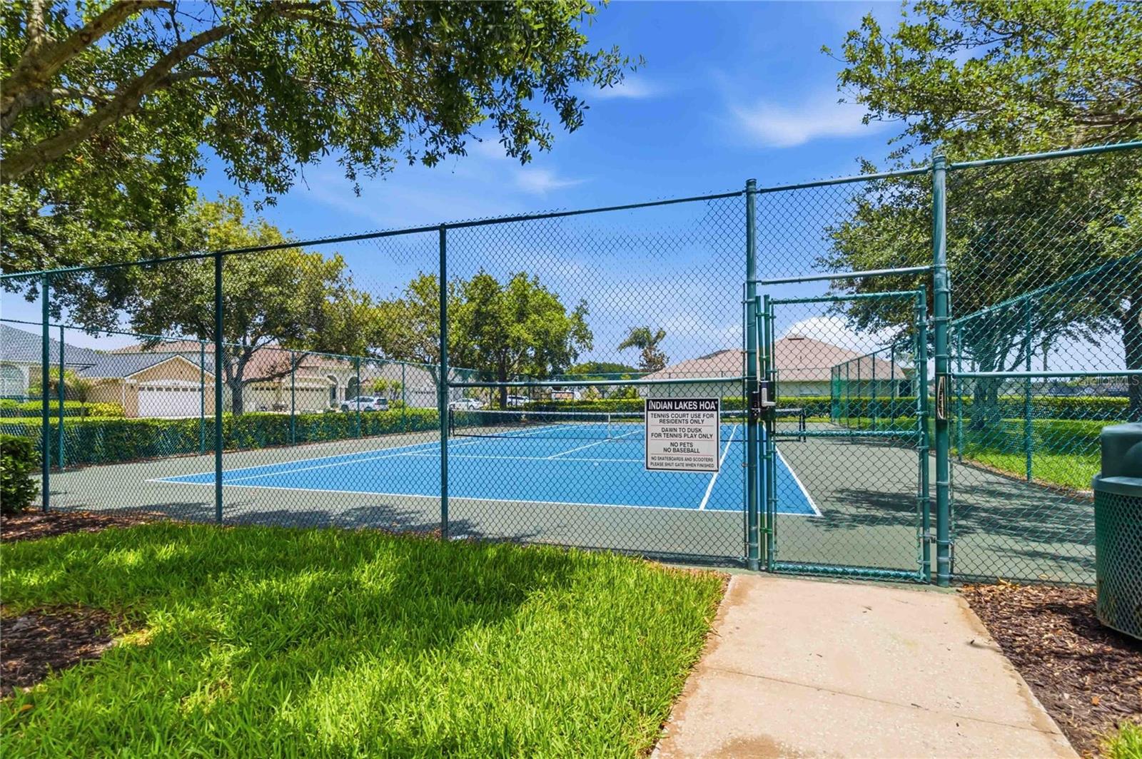 INDIAN LAKES - Residential
