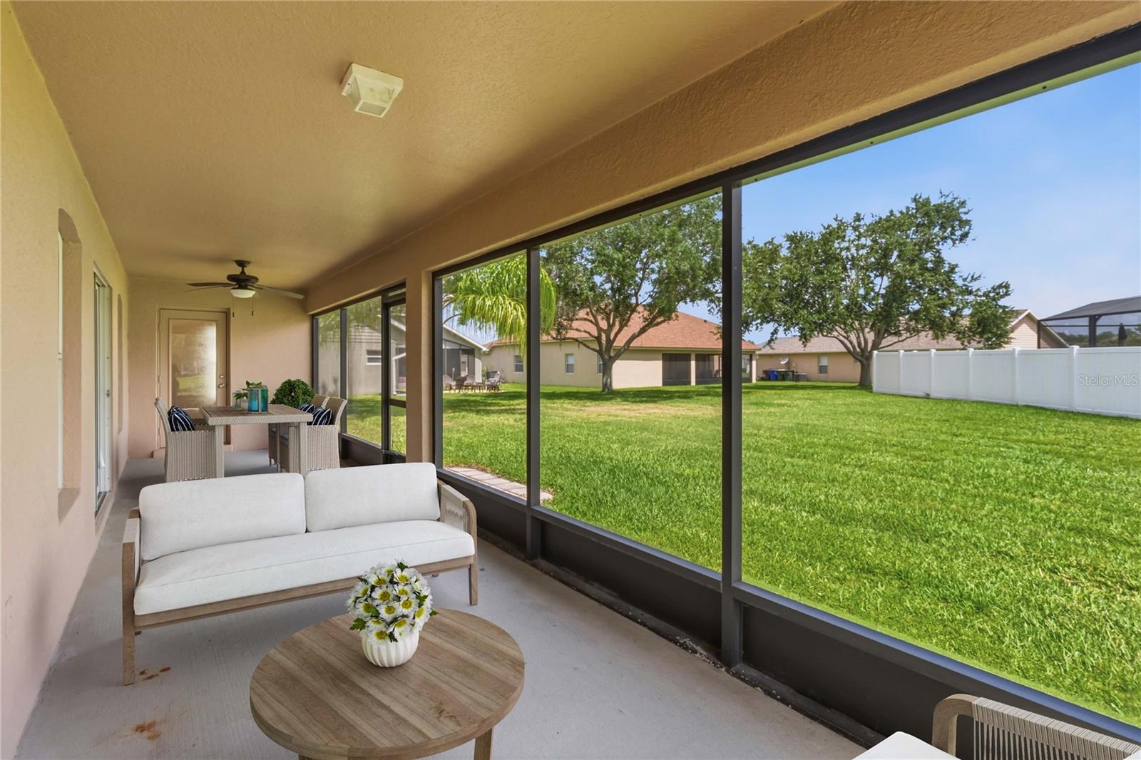 INDIAN LAKES - Residential