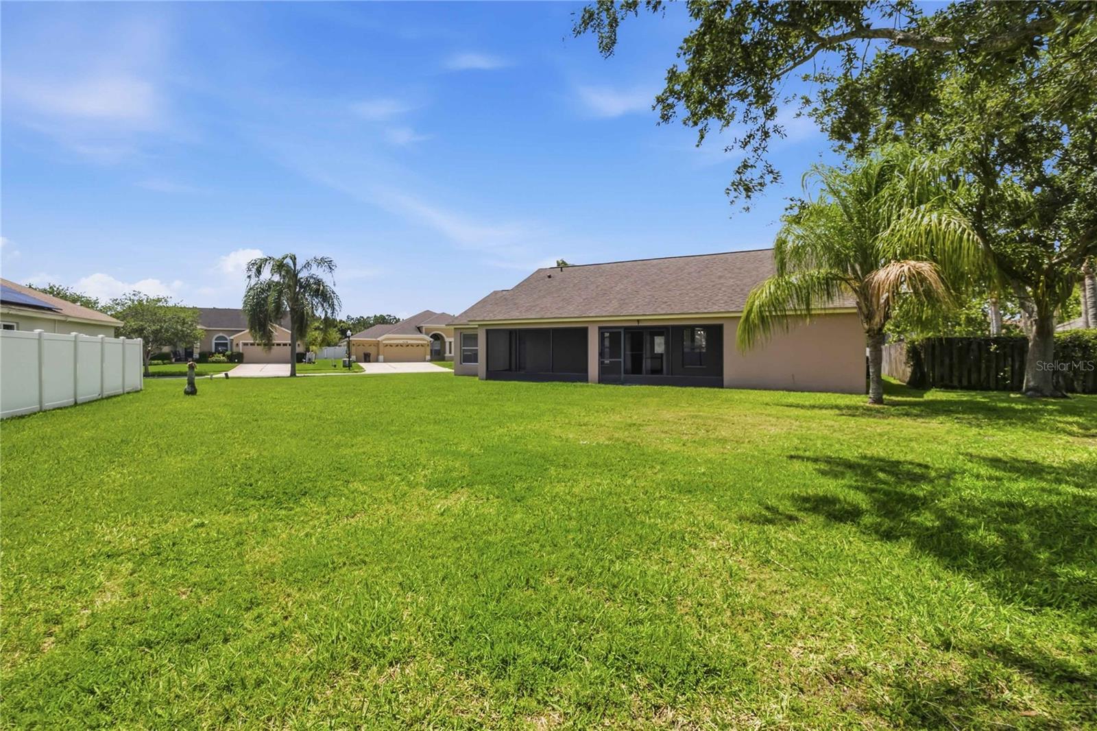 INDIAN LAKES - Residential