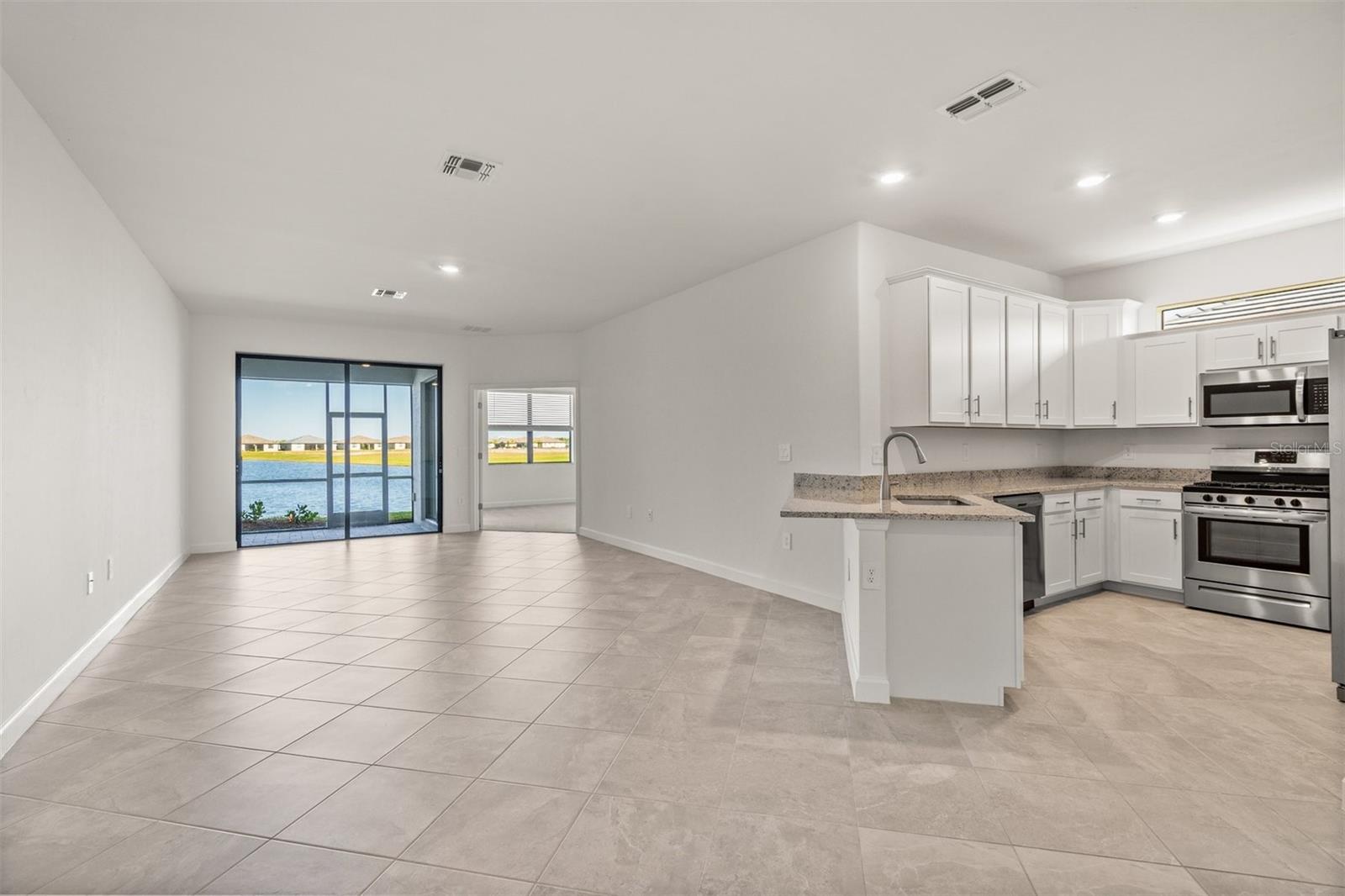 LORRAINE LAKES PH IIA - Residential