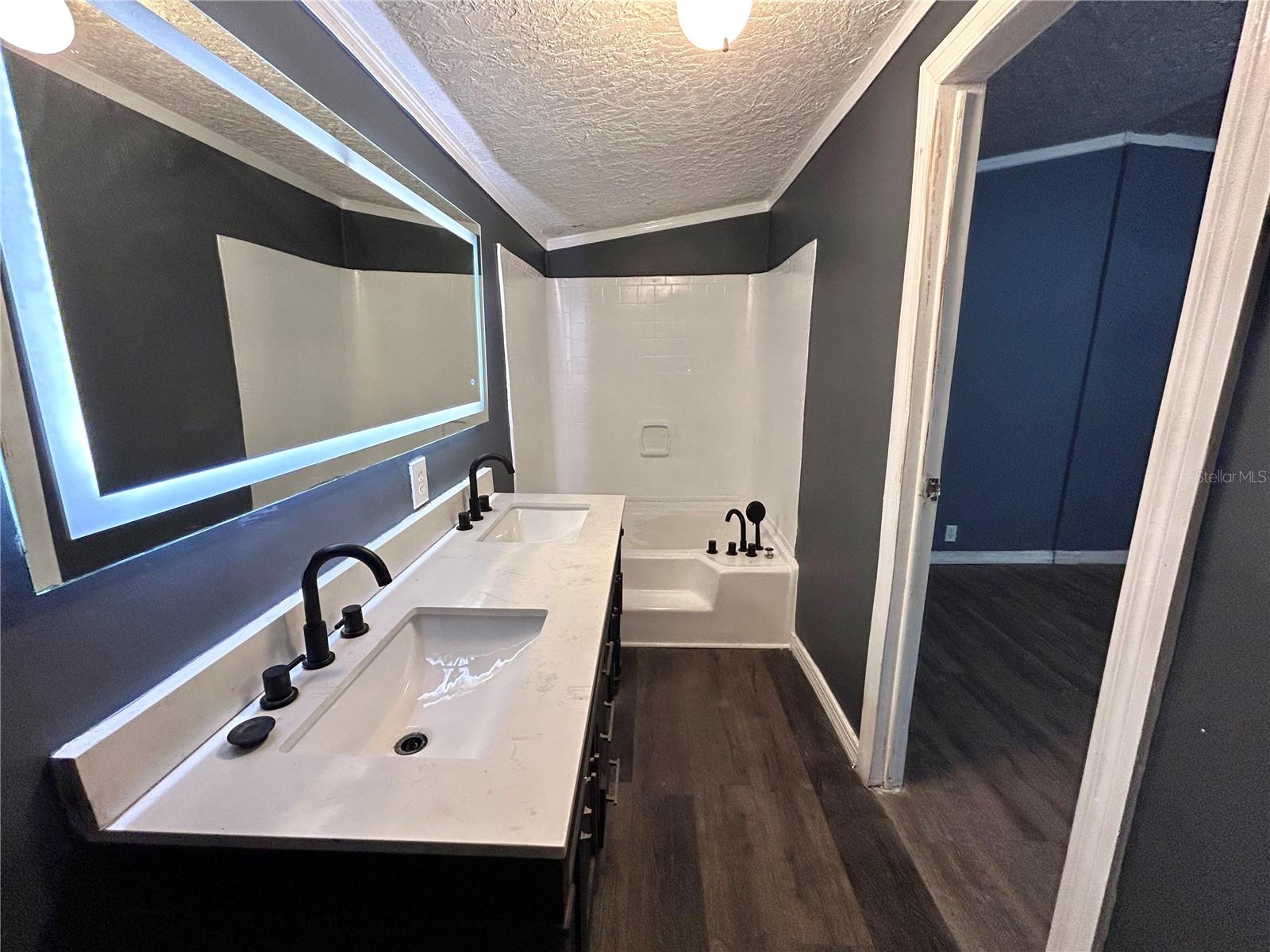 BAY HILLS VILLAGE A CONDOMINIU - Residential