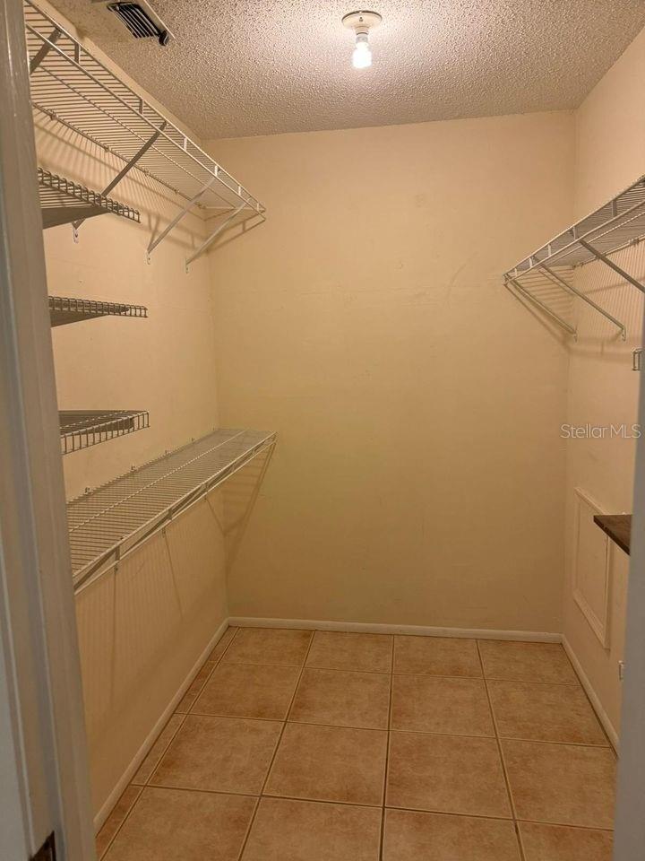 SANDLEWOOD CONDO - Residential
