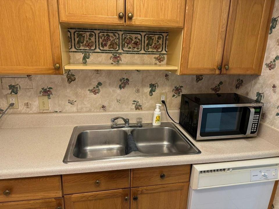 SANDLEWOOD CONDO - Residential