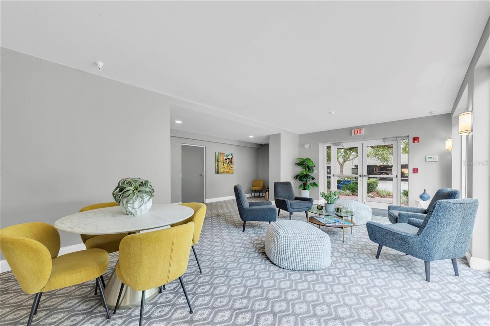 210 5TH AVENUE S 403