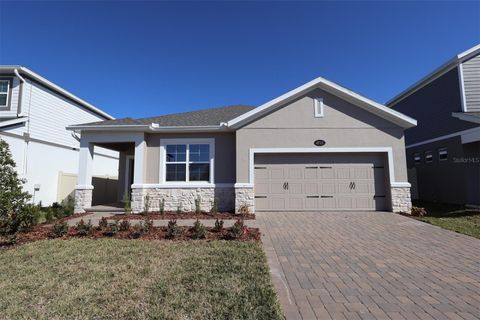 Photo of 6711 Yellow Warbler Bend, Saint Cloud, FL 34773 (MLS # O6373830)