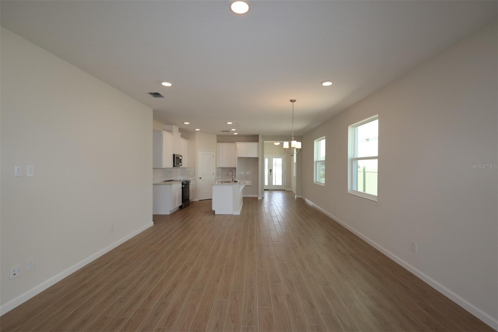 BAY LAKE FARMS AT ST CLOUD - Residential