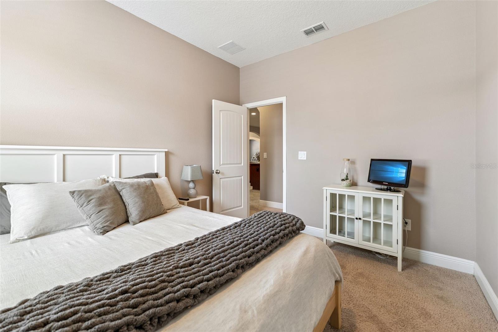 ESTATES AUBURNDALE PH 02 - Residential