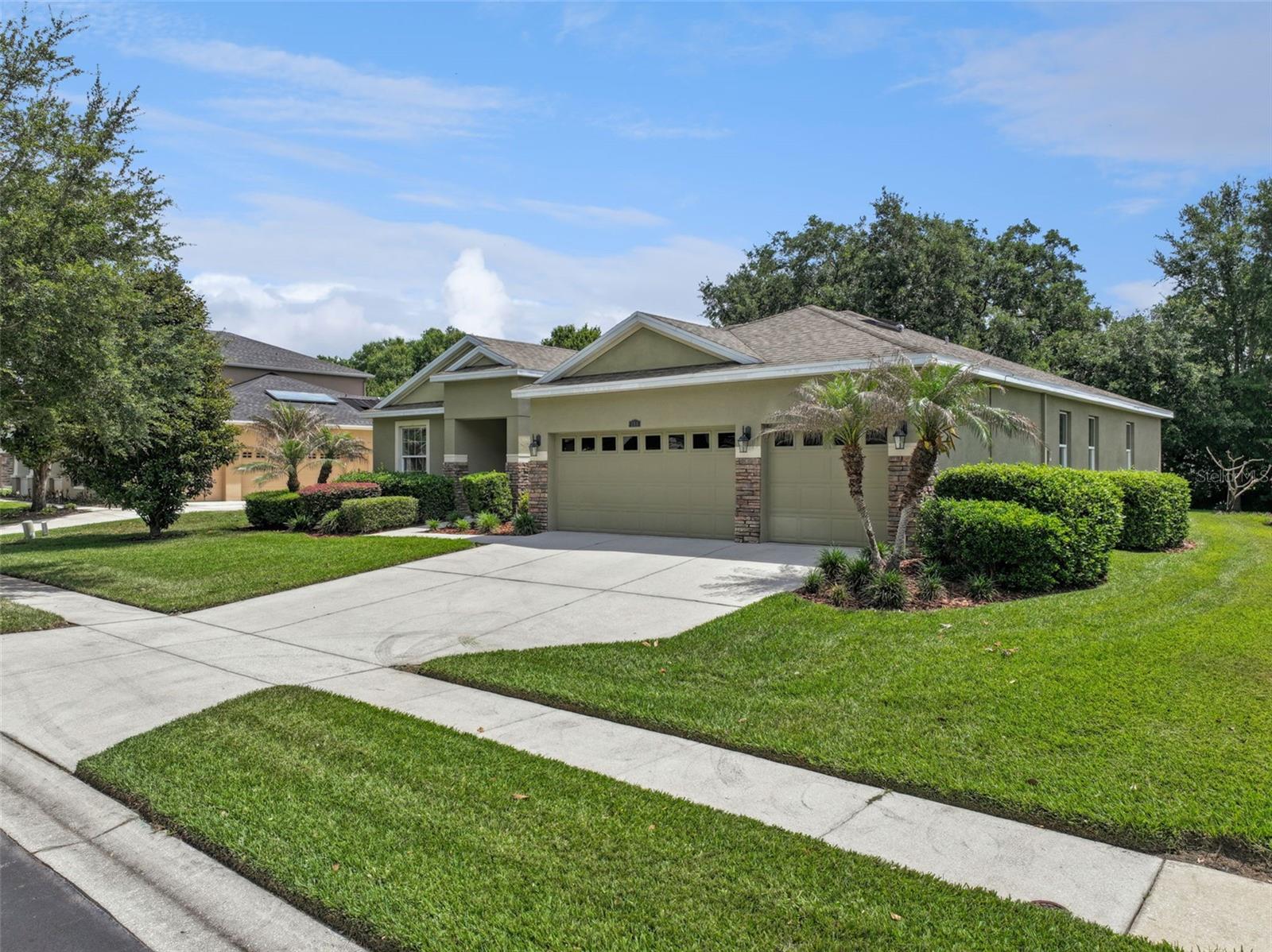 ESTATES AUBURNDALE PH 02 - Residential