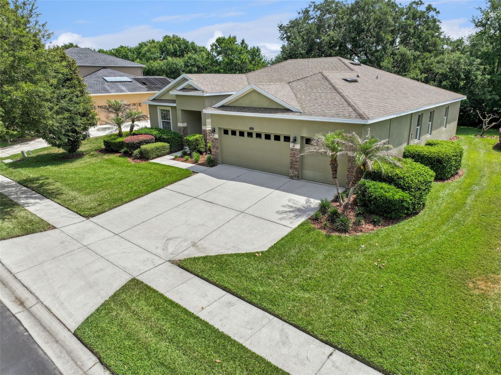 ESTATES AUBURNDALE PH 02 - Residential