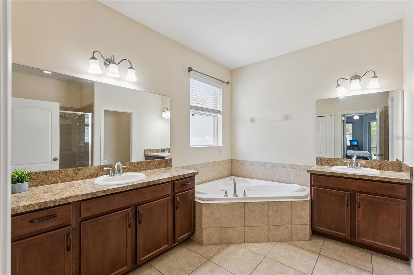 STONEYBROOK HILLS UNIT 2 - Residential